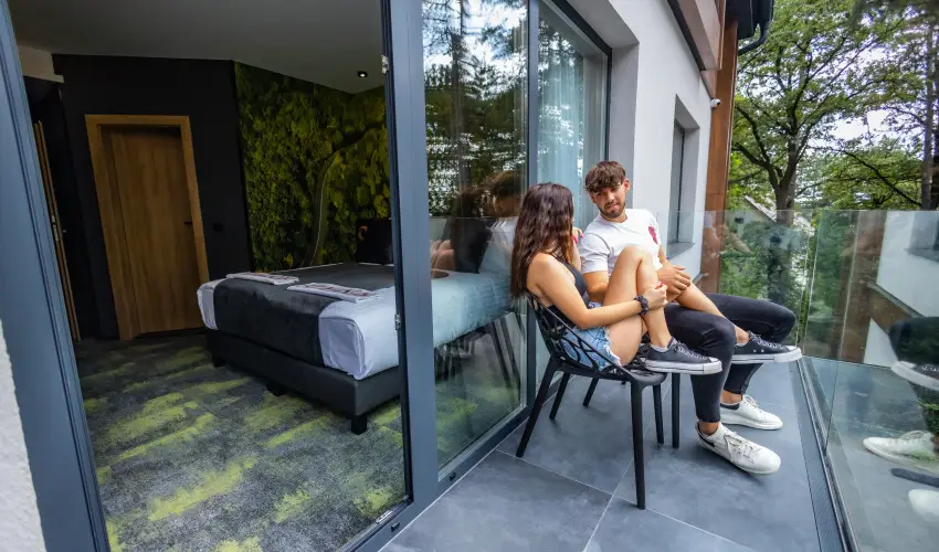 4 �vszak Erdeihotel M�traf�red - M�rcius 15.