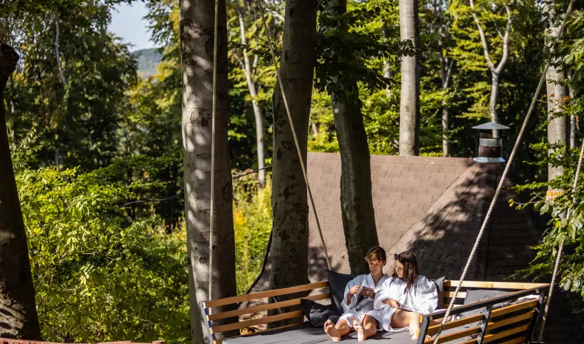 4 �vszak Hegyihotel M�trah�za - M�rcius 15.