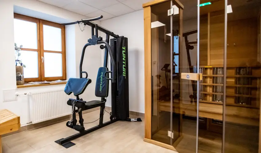 4 �vszak Hegyihotel M�trah�za - M�rcius 15.