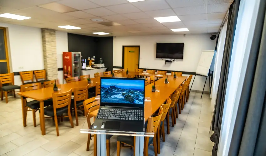 4 �vszak Hegyihotel M�trah�za - M�rcius 15.