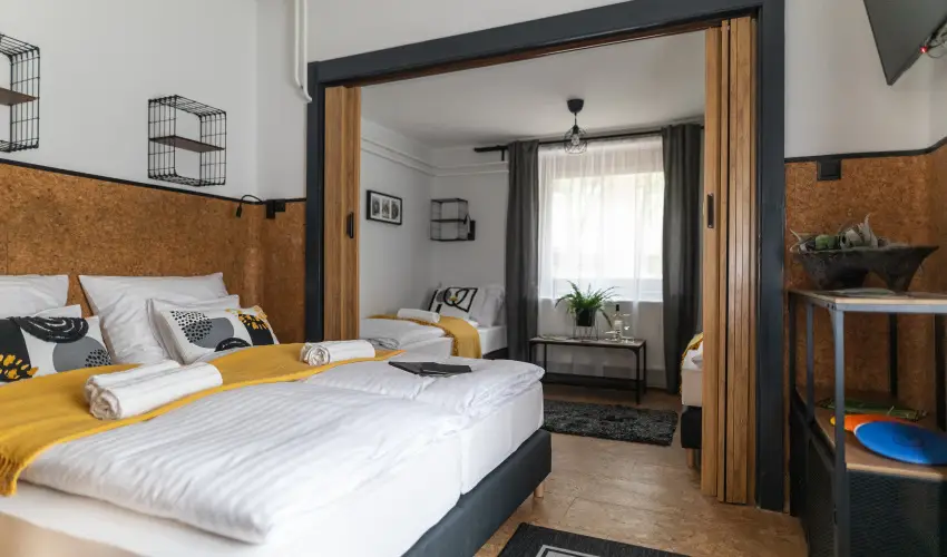 4 �vszak V�lgyhotel M�traf�red - M�rcius 15.