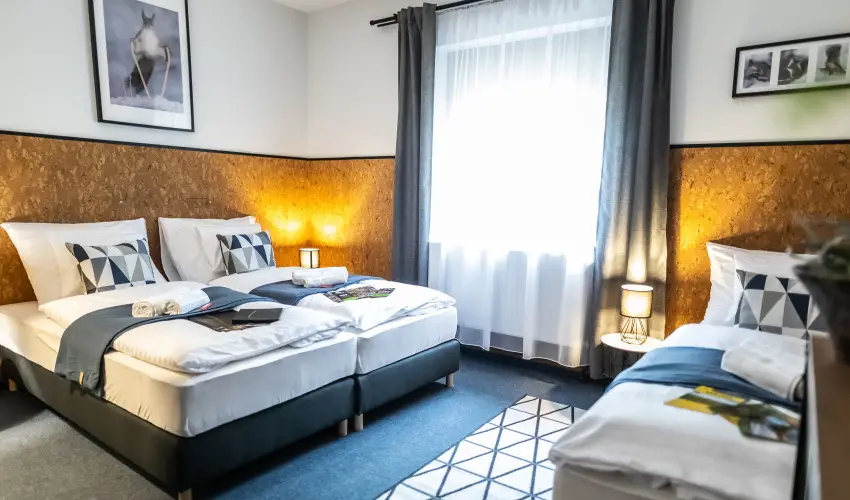 4 �vszak V�lgyhotel M�traf�red - M�rcius 15.