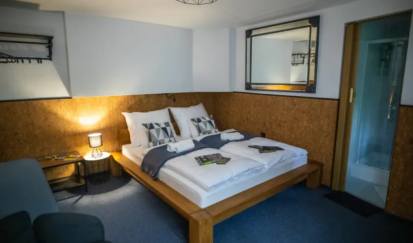 4 �vszak V�lgyhotel M�traf�red - M�rcius 15.
