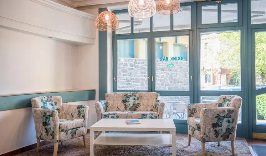 Abb�zia Club Hotel K�k Keszthely - M�rcius 15. 
