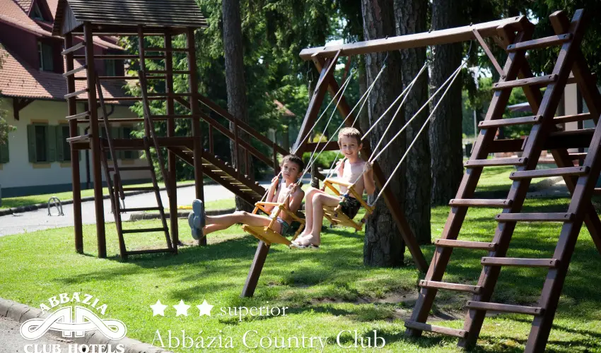 Abb�zia Country Club Nemesn�p - M�rcius 15. (min. 2 �j)