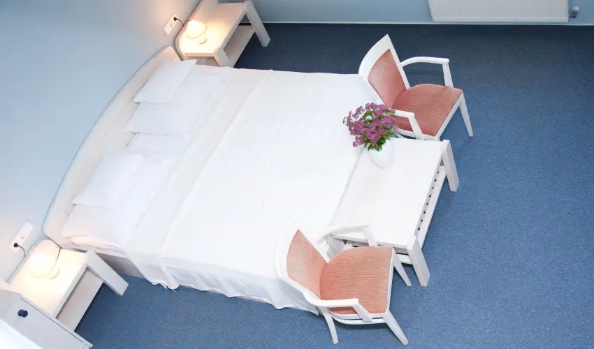 Abb�zia Country Club Nemesn�p - M�rcius 15. (min. 2 �j)