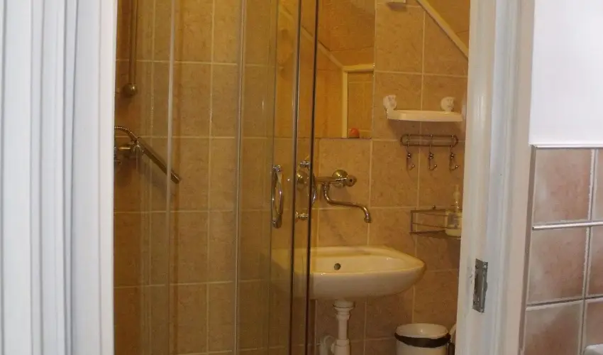Agod Apartman Gyula - M�rcius 15. (min. 3 �j)