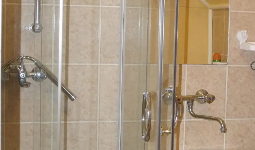 Agod Apartman Gyula - M�rcius 15. (min. 3 �j)