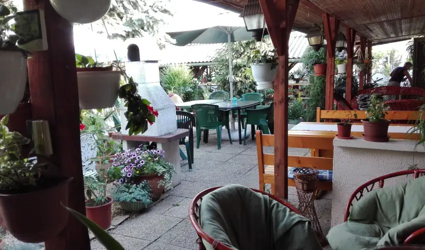 Agod Apartman Gyula - M�rcius 15. (min. 3 �j)