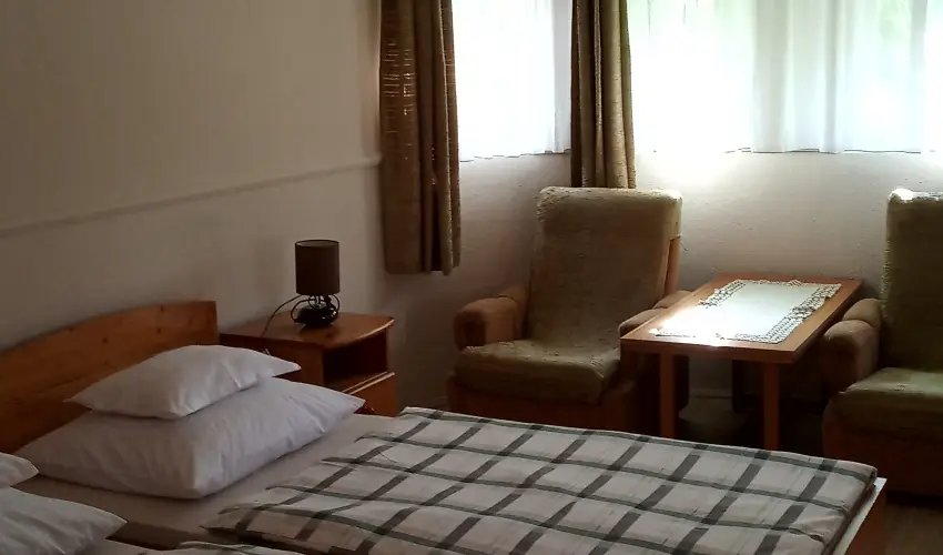 Agod Apartman Gyula - M�rcius 15. (min. 3 �j)