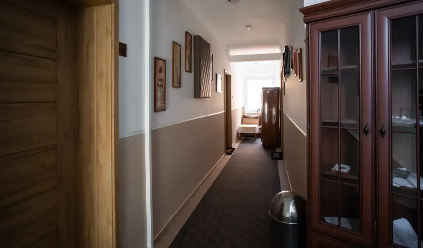 Ambr�zia Sz�ll�shely �s �tterem Miskolctapolca - M�rcius 15. (min. 3 �j)