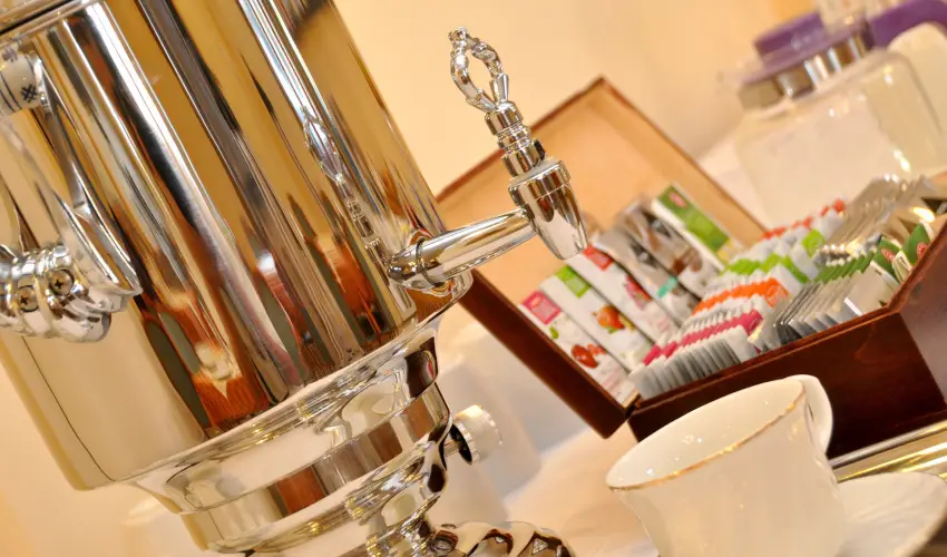 Ametiszt Hotel Hark�ny - M�rcius 15.  (min. 3 �j)