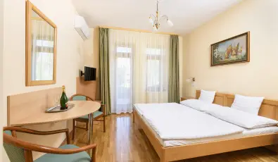 Ametiszt Hotel Hark�ny