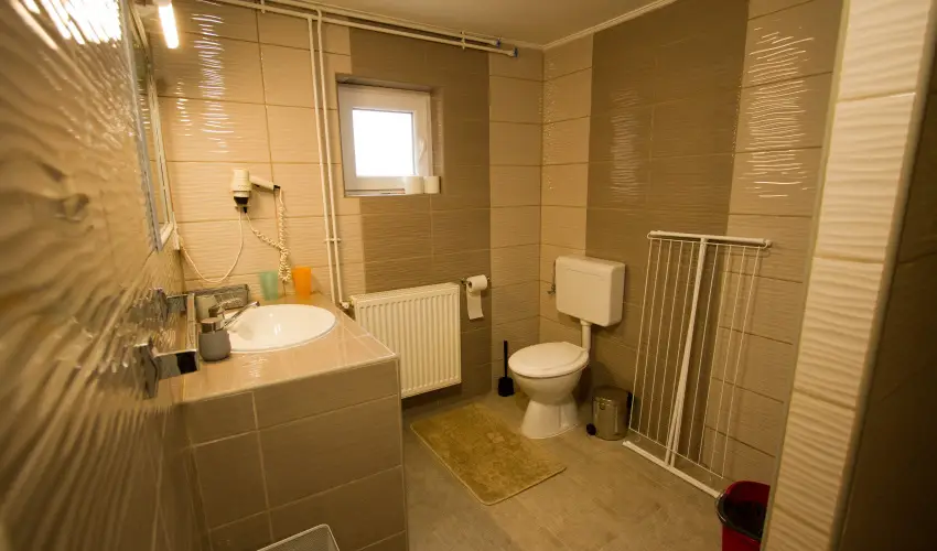 Angyal Apartman Cserkesz�l� - M�rcius 15. (min. 3 �j)