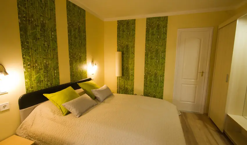 Angyal Apartman Cserkesz�l� - M�rcius 15. (min. 3 �j)