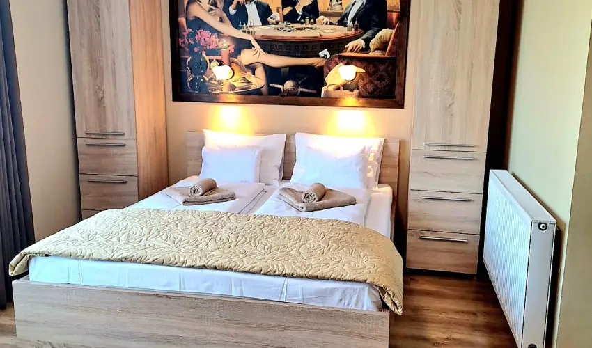 Angyal Apartman Gyula Gyula - M�rcius 15. (min. 3 �j)