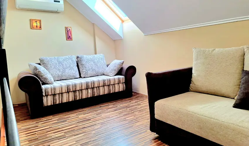 Angyal Apartman Gyula Gyula - M�rcius 15. (min. 3 �j)