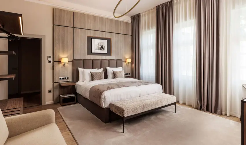 Anna Grand Hotel Balatonf�red - M�rcius 15. 