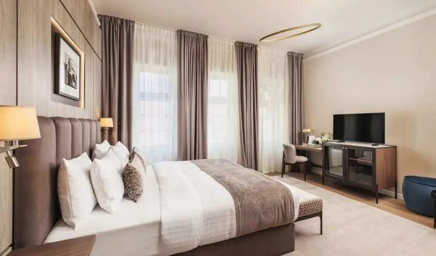 Anna Grand Hotel Balatonf�red - M�rcius 15. 