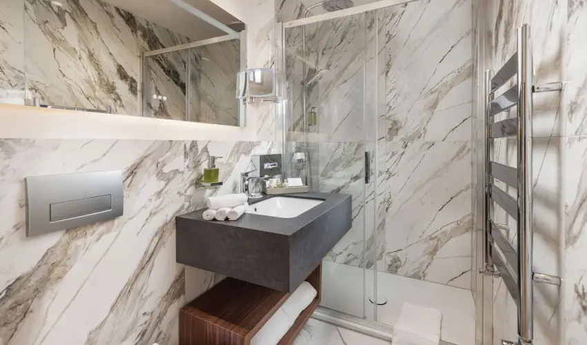 Anna Grand Hotel Balatonf�red - M�rcius 15. 