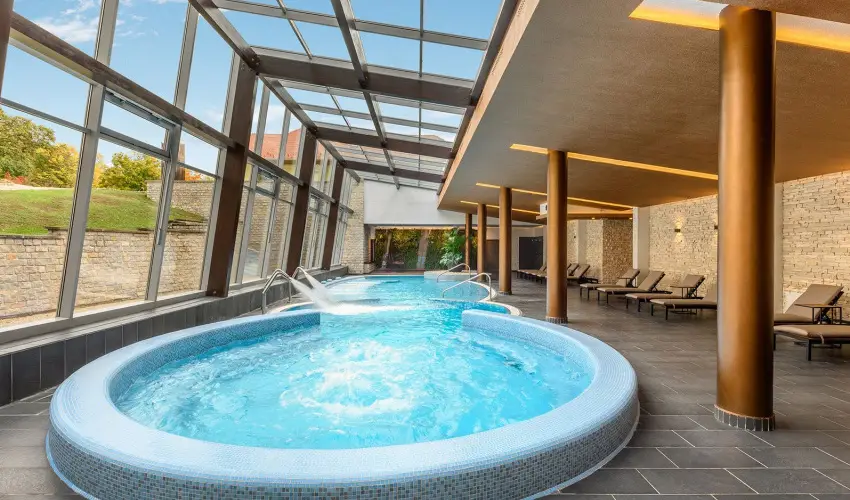 Anna Grand Hotel Balatonf�red - M�rcius 15. 