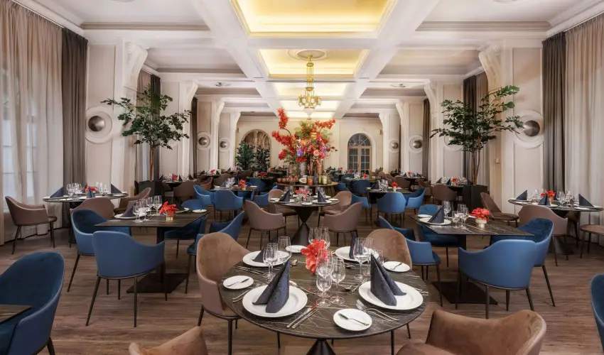 Anna Grand Hotel Balatonf�red - M�rcius 15. 