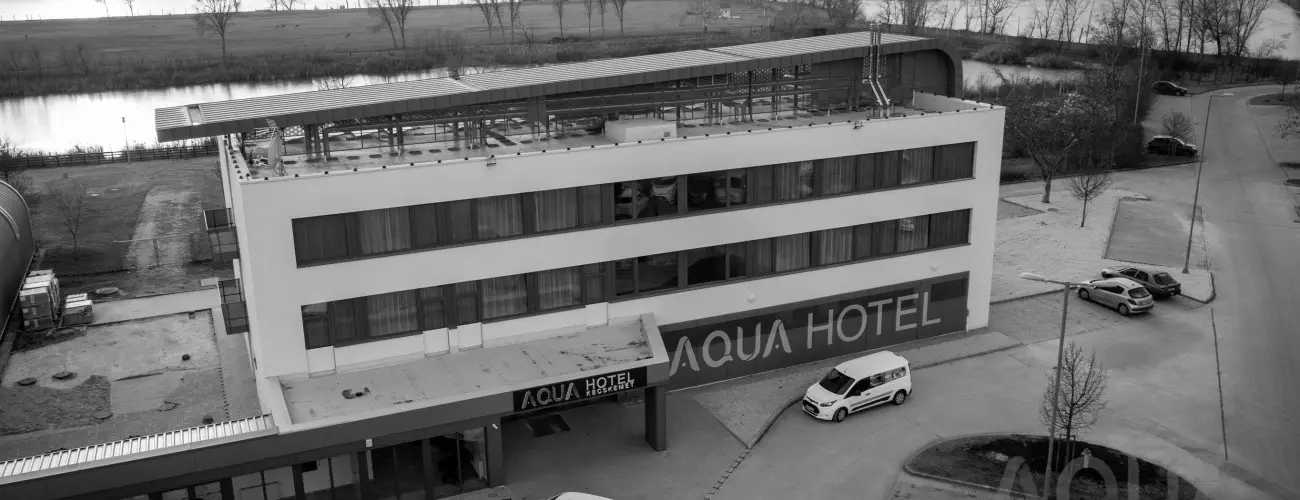 Aqua Hotel Kecskemt - Mrcius 15. (min. 3 j)