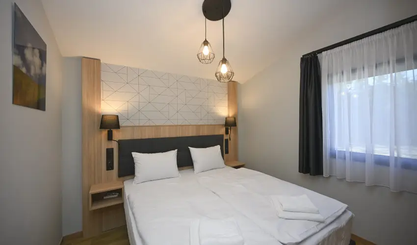 AquaMed Hotel Hark�ny - M�rcius 15.