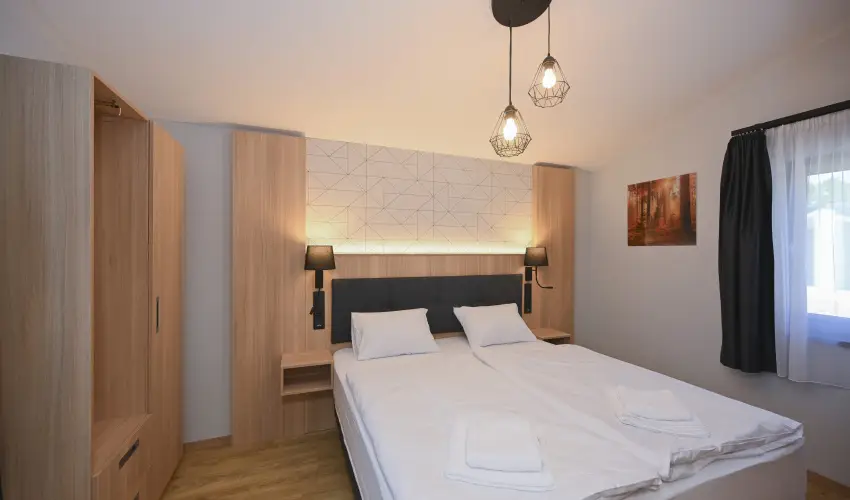 AquaMed Hotel Hark�ny - M�rcius 15.