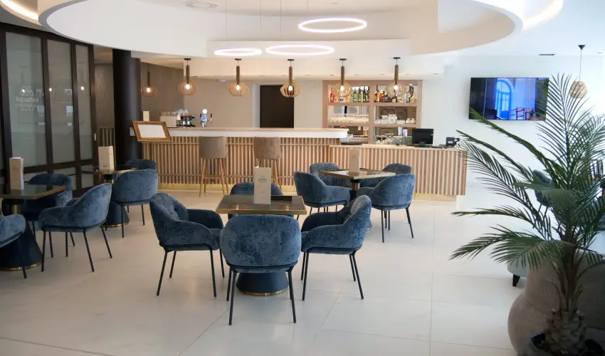 AquaMed Hotel Hark�ny - M�rcius 15.