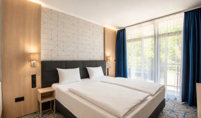 AquaMed Hotel Hark�ny - M�rcius 15.