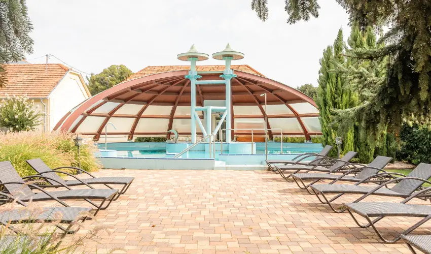 Aquasol Resort Mosonmagyar�v�r - M�rcius 15. 
