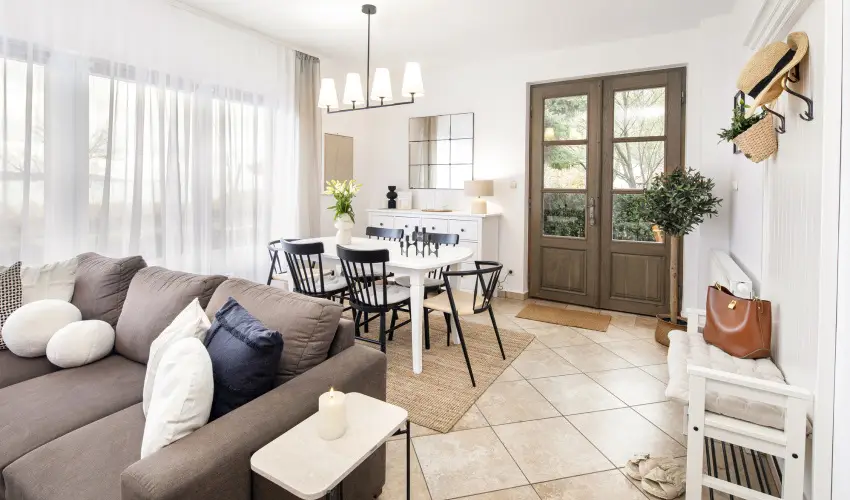 Aquilo Apartmanok Tihany - M�rcius 15.