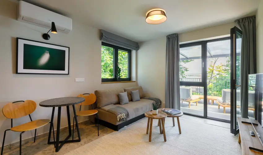 Aquilo Apartmanok Tihany - M�rcius 15.