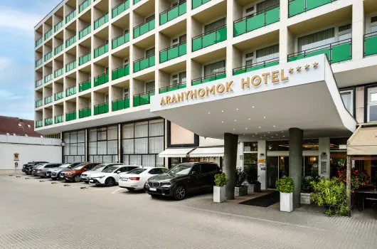 Aranyhomok Hotel Business & Relax - M�rcius 15. 