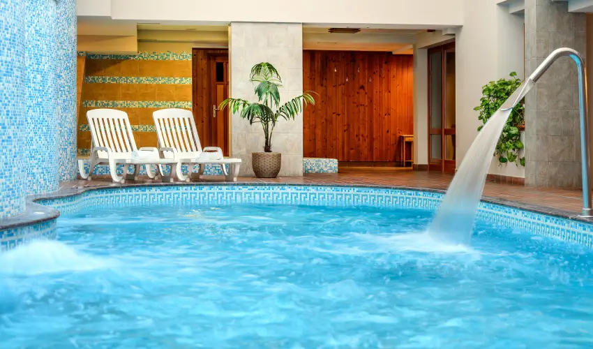 Aranyhomok Hotel Business & Relax Kecskem�t - M�rcius 15. 