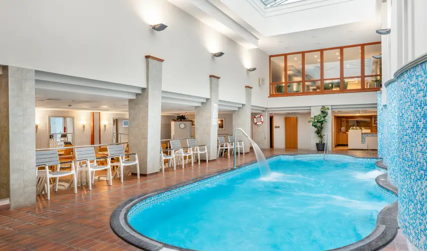 Aranyhomok Hotel Business & Relax Kecskem�t - M�rcius 15. 