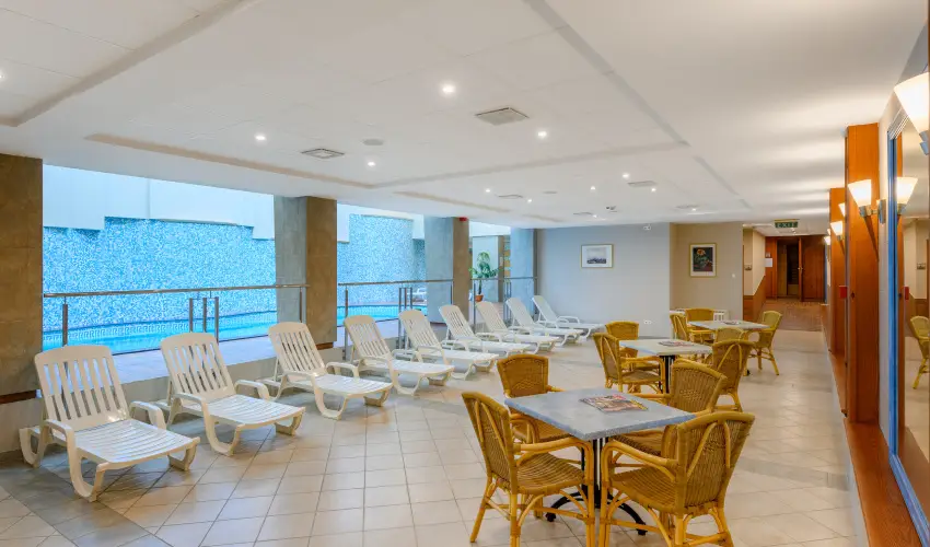 Aranyhomok Hotel Business & Relax Kecskem�t - M�rcius 15. 