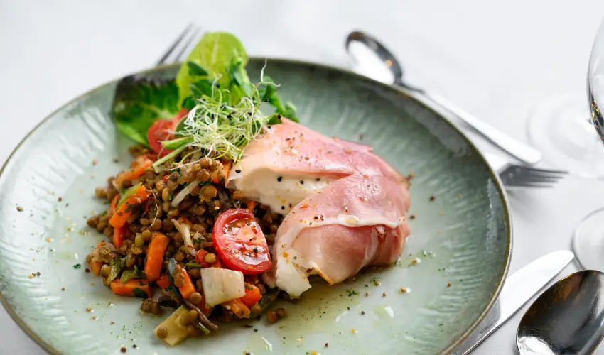 Aranyhomok Hotel Business & Relax Kecskem�t - M�rcius 15. 