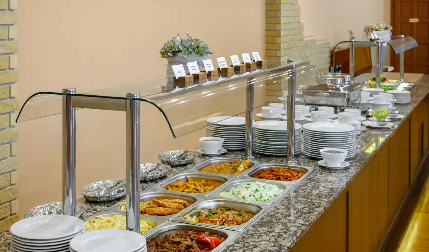 Aranyhomok Hotel Business & Relax Kecskem�t - M�rcius 15. 