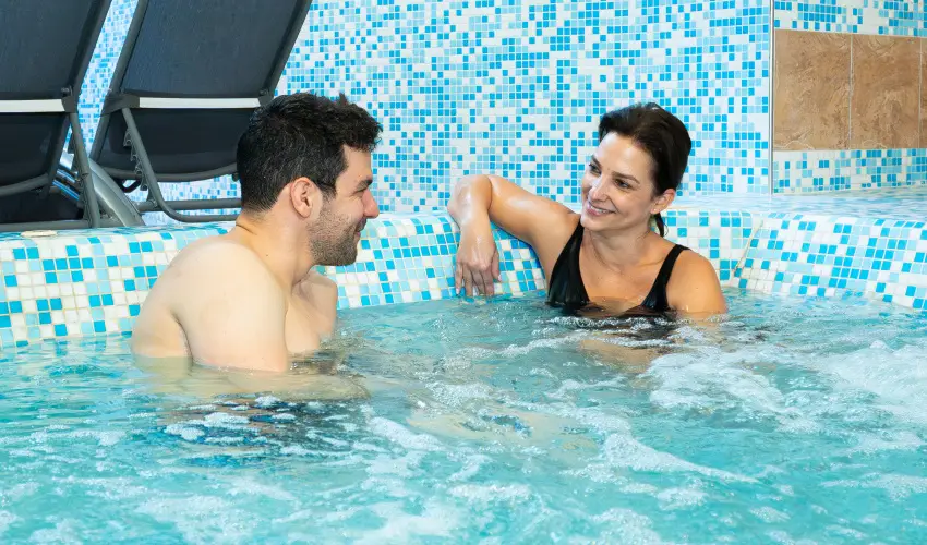 Aranyhomok Hotel Business & Relax Kecskem�t - M�rcius 15. 