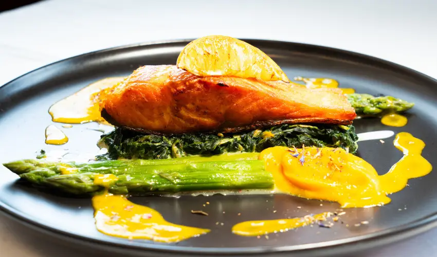 Aranyhomok Hotel Business & Relax Kecskem�t - M�rcius 15. 