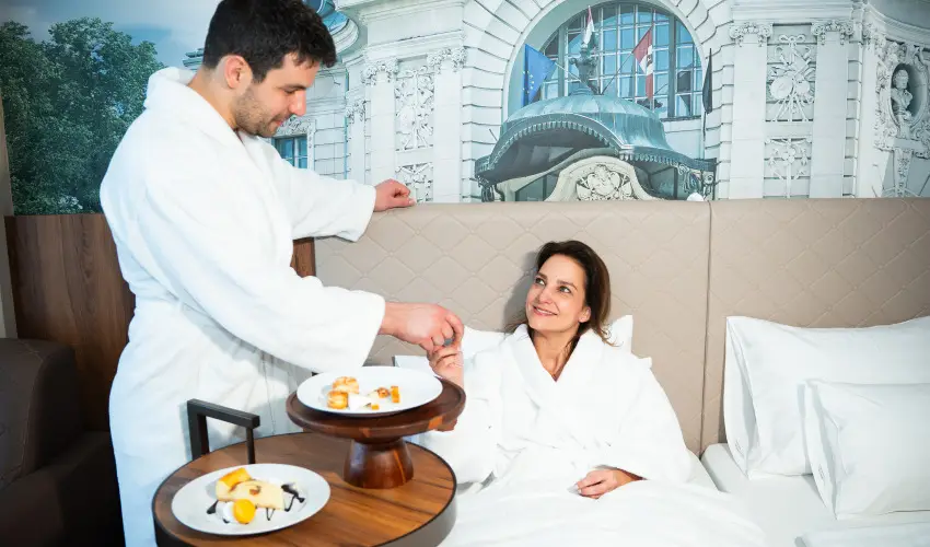 Aranyhomok Hotel Business & Relax Kecskem�t - M�rcius 15. 