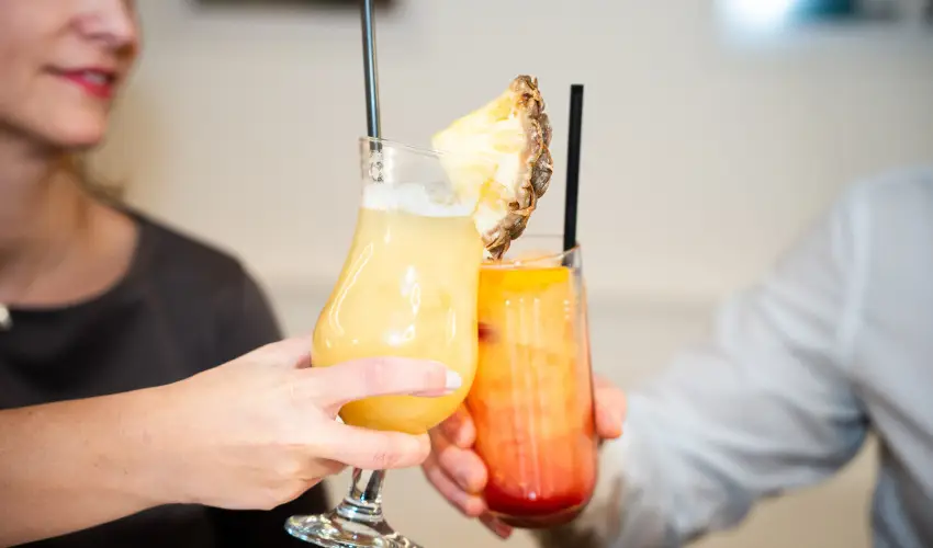 Aranyhomok Hotel Business & Relax Kecskem�t - M�rcius 15. 