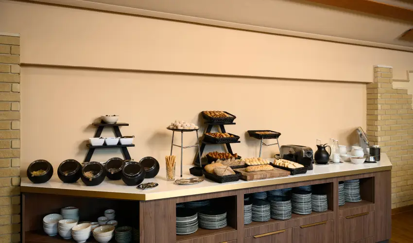 Aranyhomok Hotel Business & Relax Kecskem�t - M�rcius 15. 