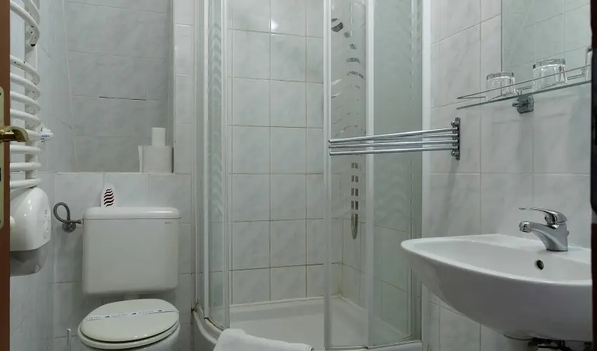 Aranypatk� Panzi� Gy�r�jbar�t - M�rcius 15.