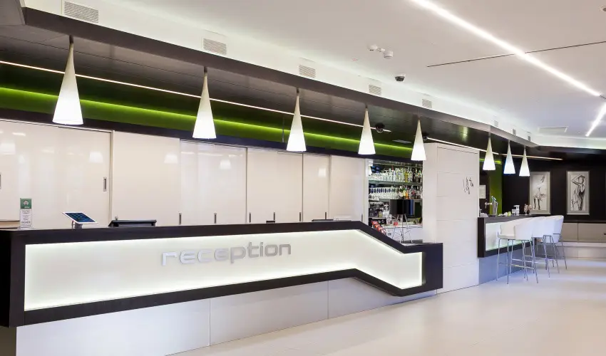 Art Hotel Szeged Szeged - M�rcius 15. 