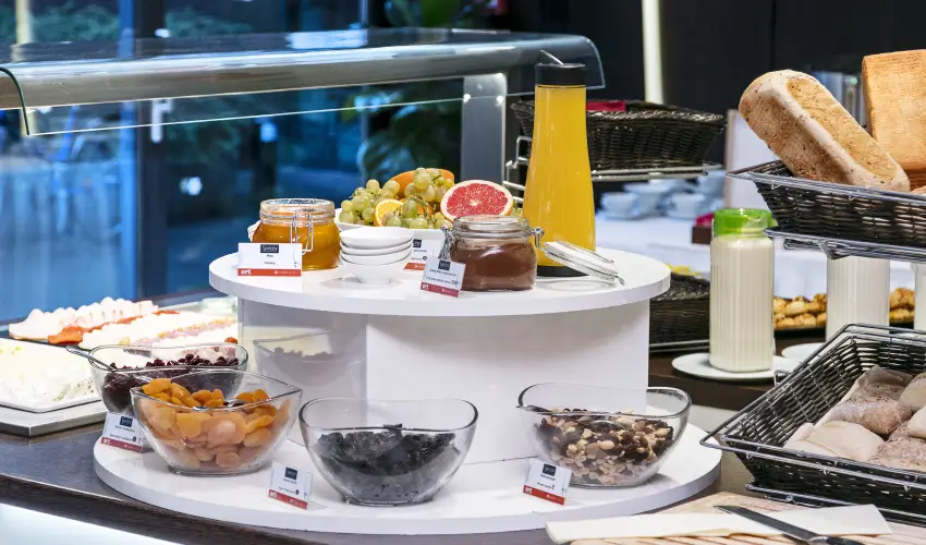 Art Hotel Szeged Szeged - M�rcius 15. 