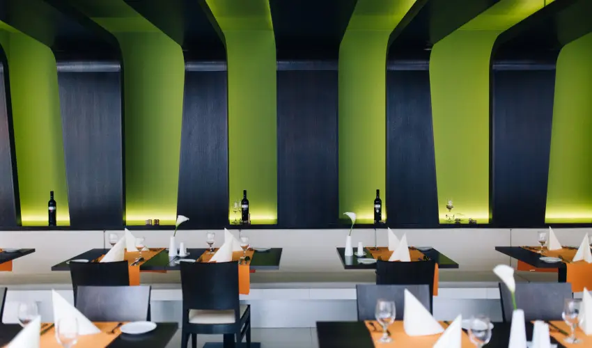 Art Hotel Szeged Szeged - M�rcius 15. 