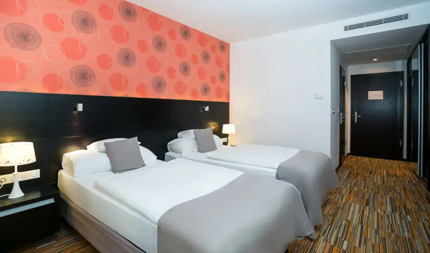 Art Hotel Szeged Szeged - M�rcius 15. 